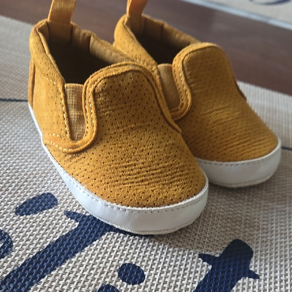 Old Navy Baby Yellow and White Slip-On Sneakers